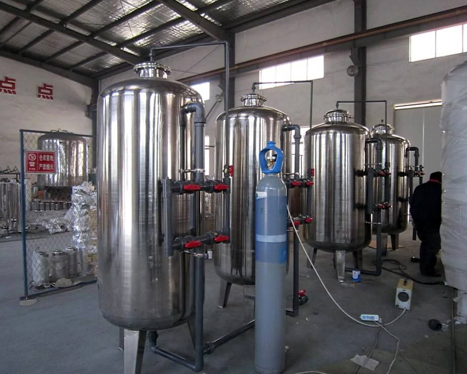 多(duo)介質(zhi)過(guo)濾器(qi)1